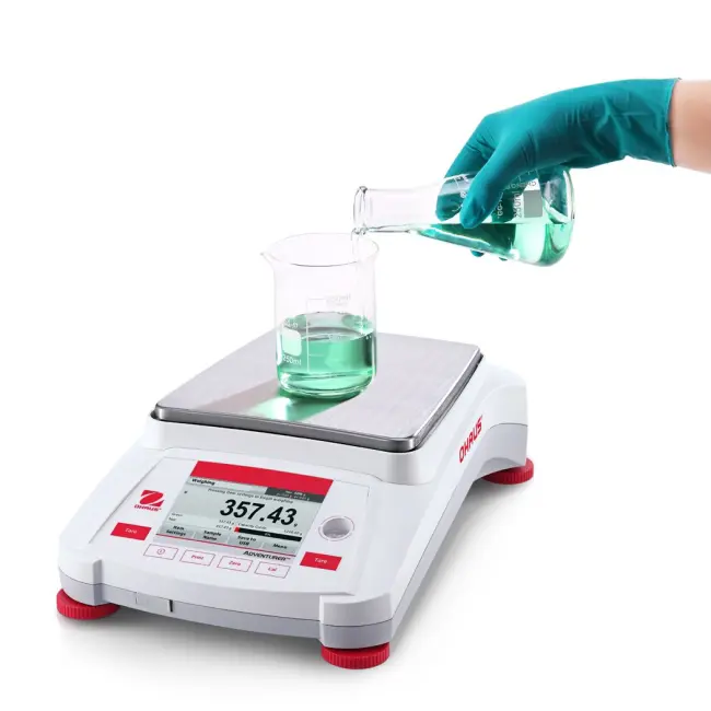 OHAUS Adventurer Precision (8)