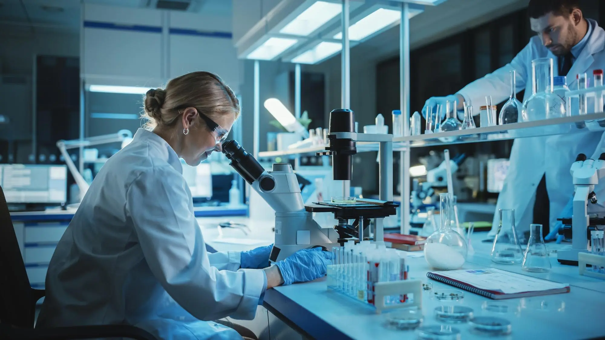 Walidacja urządzeń laboratoryjnych (IQ, OQ, PQ)